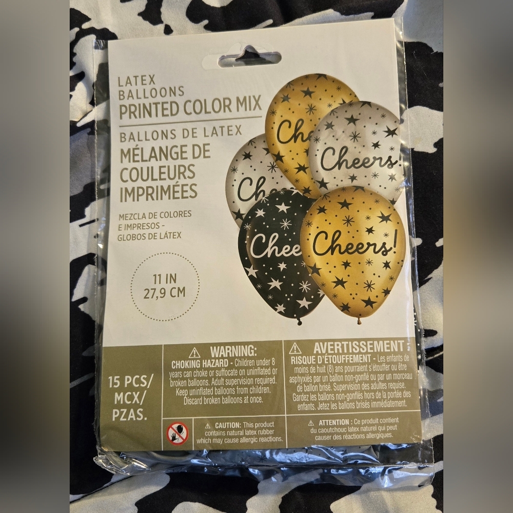 Amscan Gold and Black Cheers Party Decorations